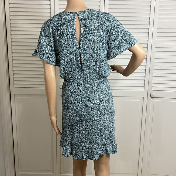 NWT & Other Stories Batwing Sleeve Ruffle Mini Dress in Green Print Size 4 - Picture 8 of 10
